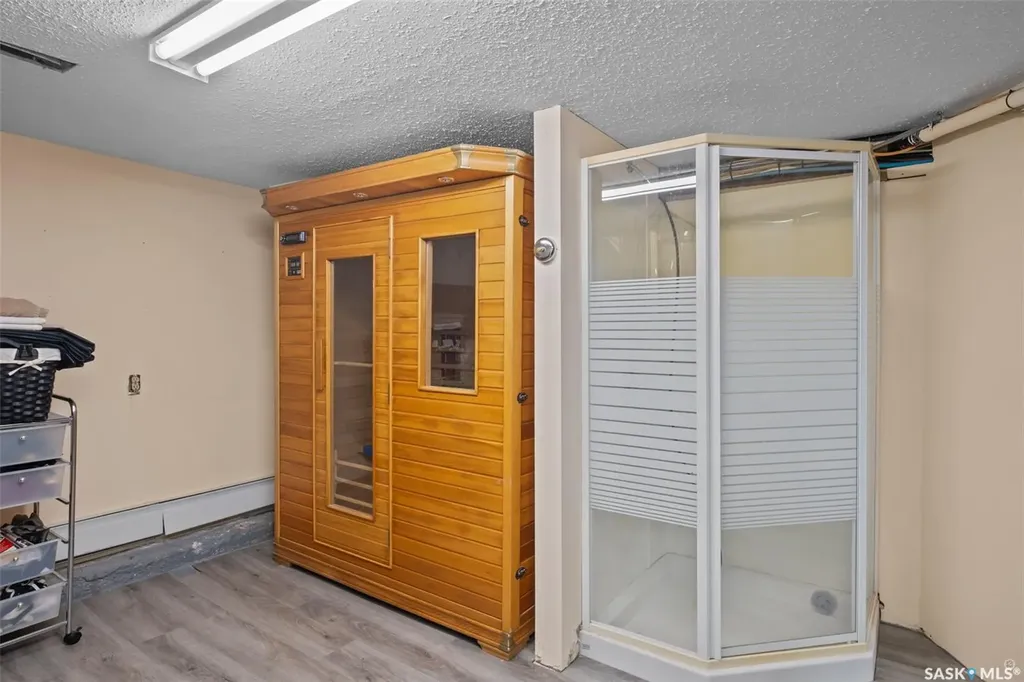 1027 4th Street E Prince Albert SK S6V 0L1