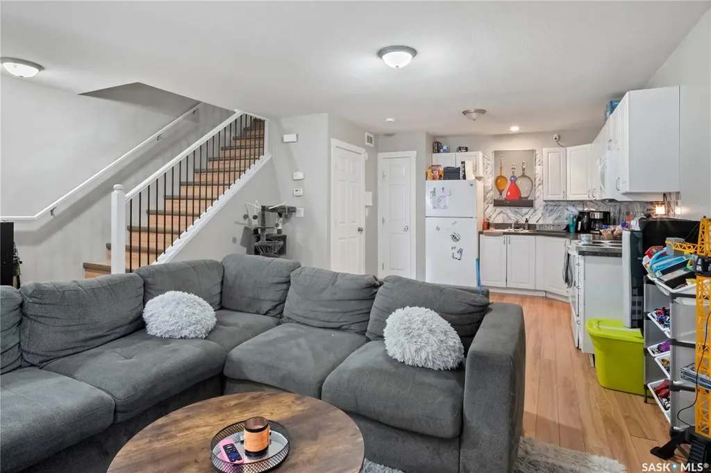 753 Rae Street Regina SK S4T 2B1