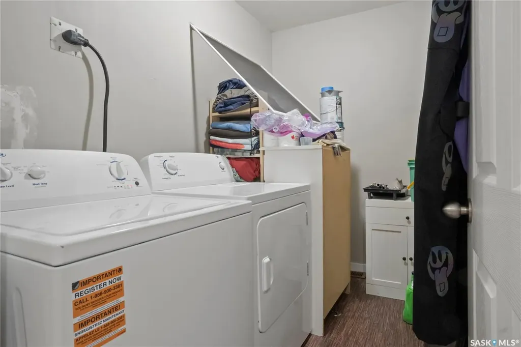 753 Rae Street Regina SK S4T 2B1