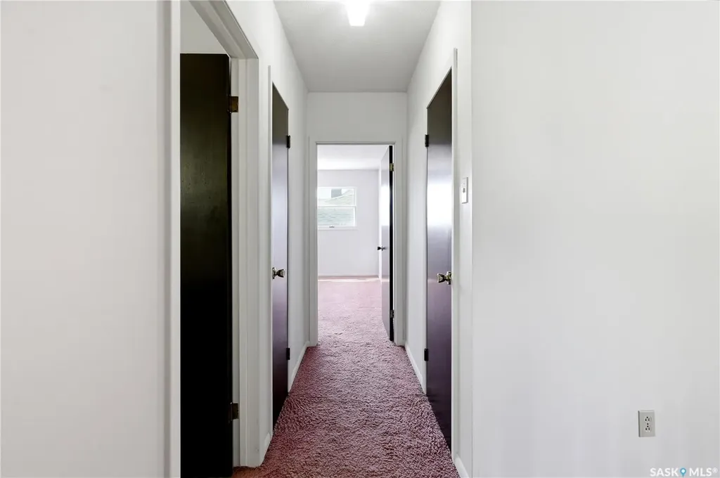 1901 William Avenue Saskatoon SK S7J 1A1