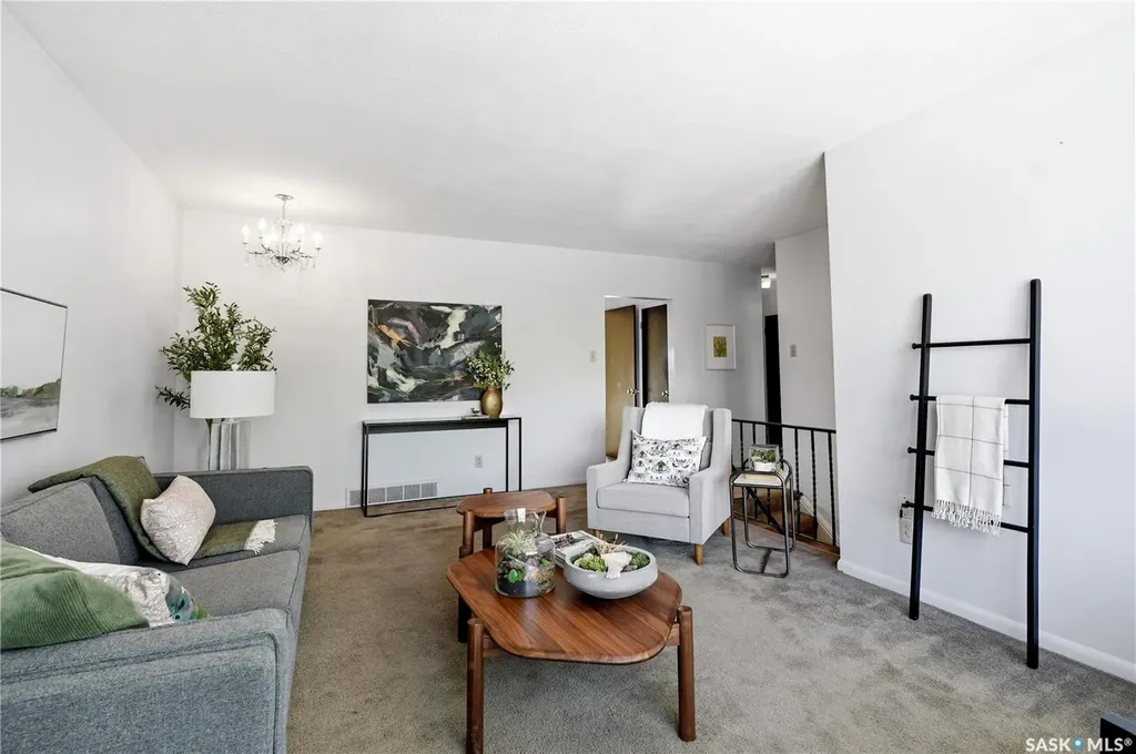 1901 William Avenue Saskatoon SK S7J 1A1