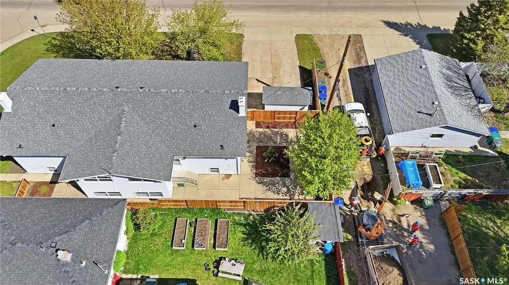 1901 William Avenue Saskatoon SK S7J 1A1