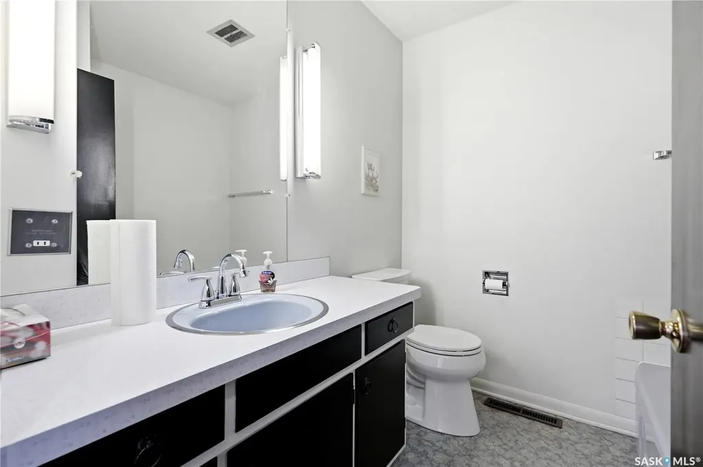 1901 William Avenue Saskatoon SK S7J 1A1