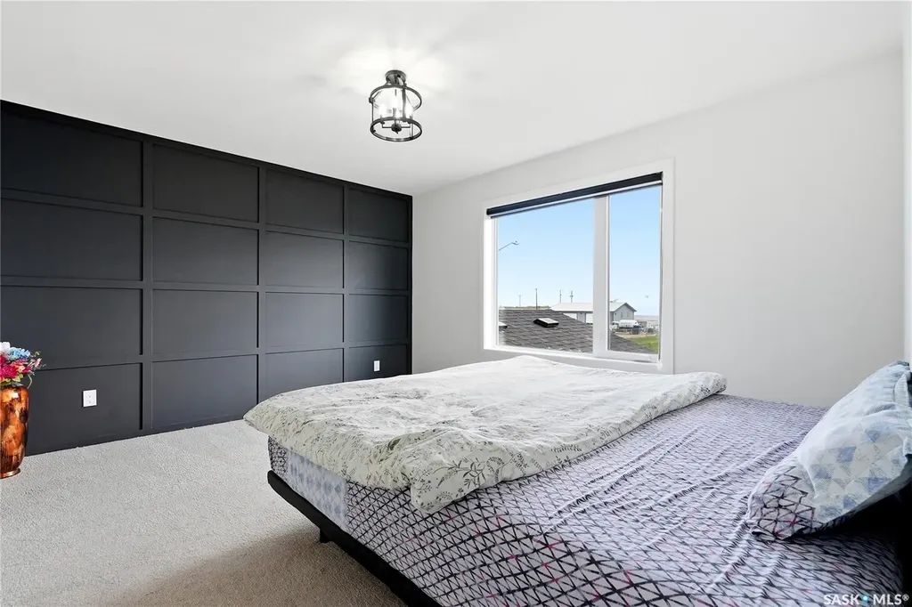 812 1st Avenue N Martensville SK S0K 2T2