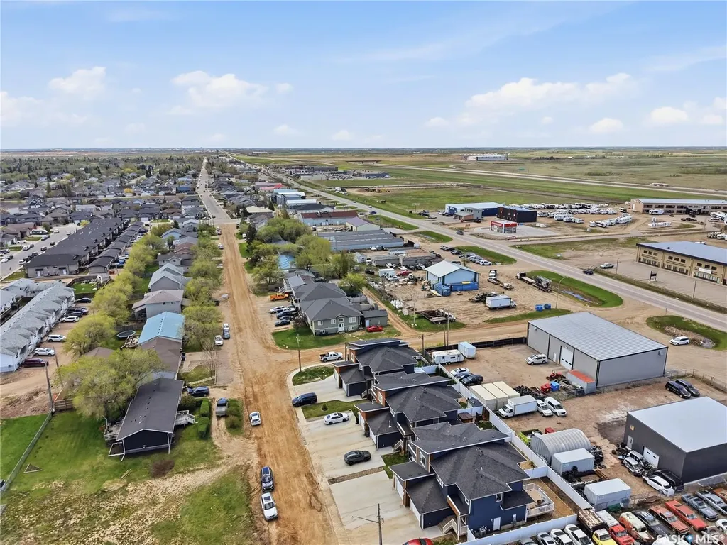 812 1st Avenue N Martensville SK S0K 2T2