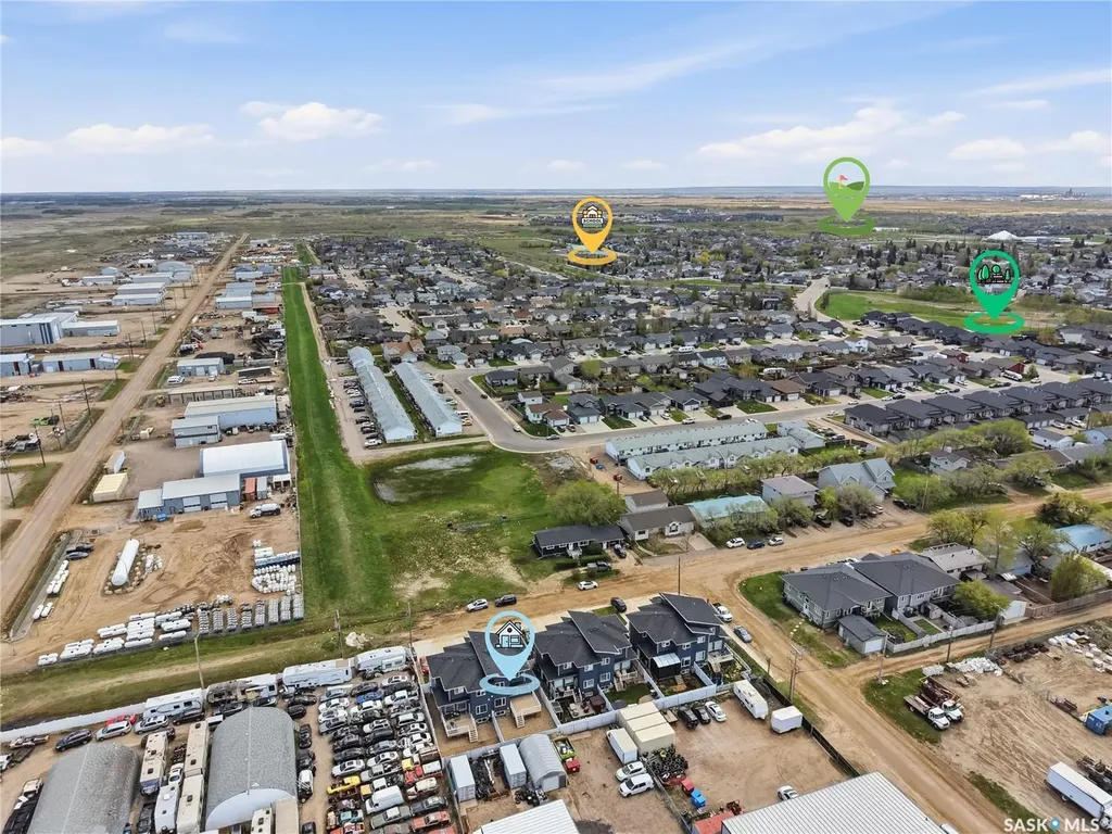 812 1st Avenue N Martensville SK S0K 2T2