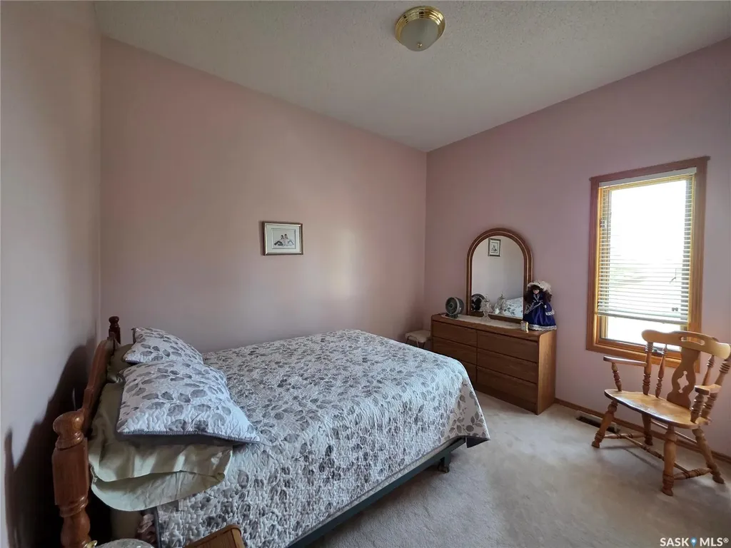 691 10th Avenue W Melville SK S0A 2P0
