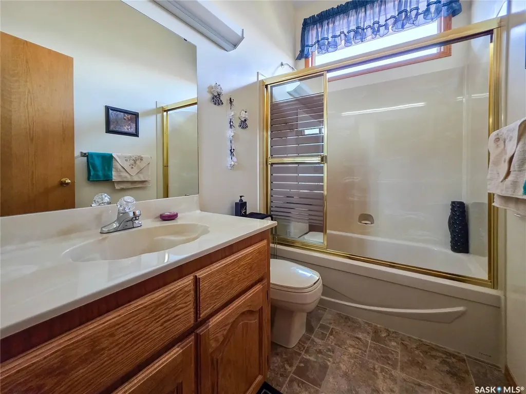 691 10th Avenue W Melville SK S0A 2P0