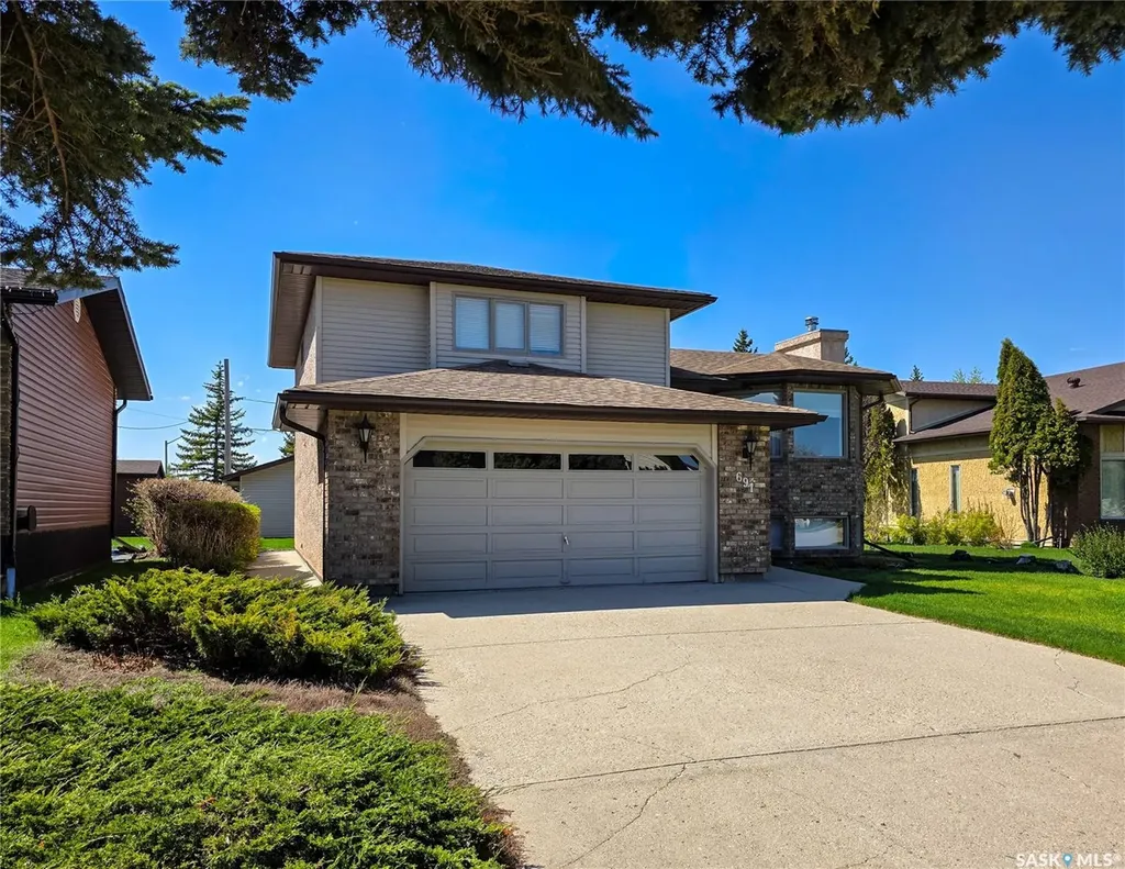 691 10th Avenue W Melville SK S0A 2P0