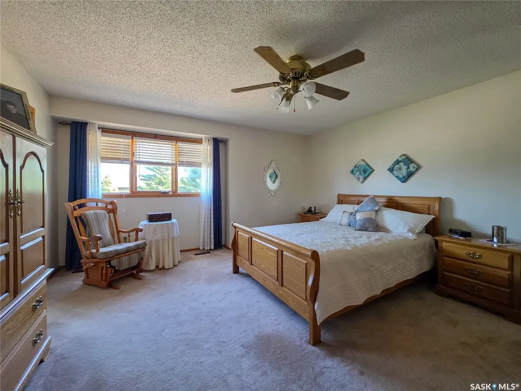 691 10th Avenue W Melville SK S0A 2P0
