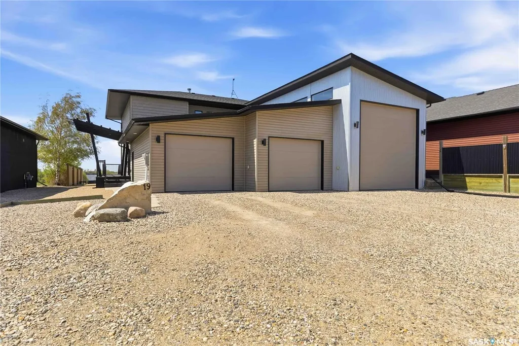 19 Pape Drive Humboldt Rm No. 370 SK S0K 2A0