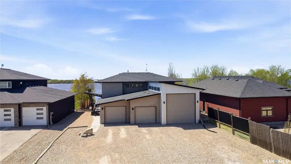 19 Pape Drive Humboldt Rm No. 370 SK S0K 2A0