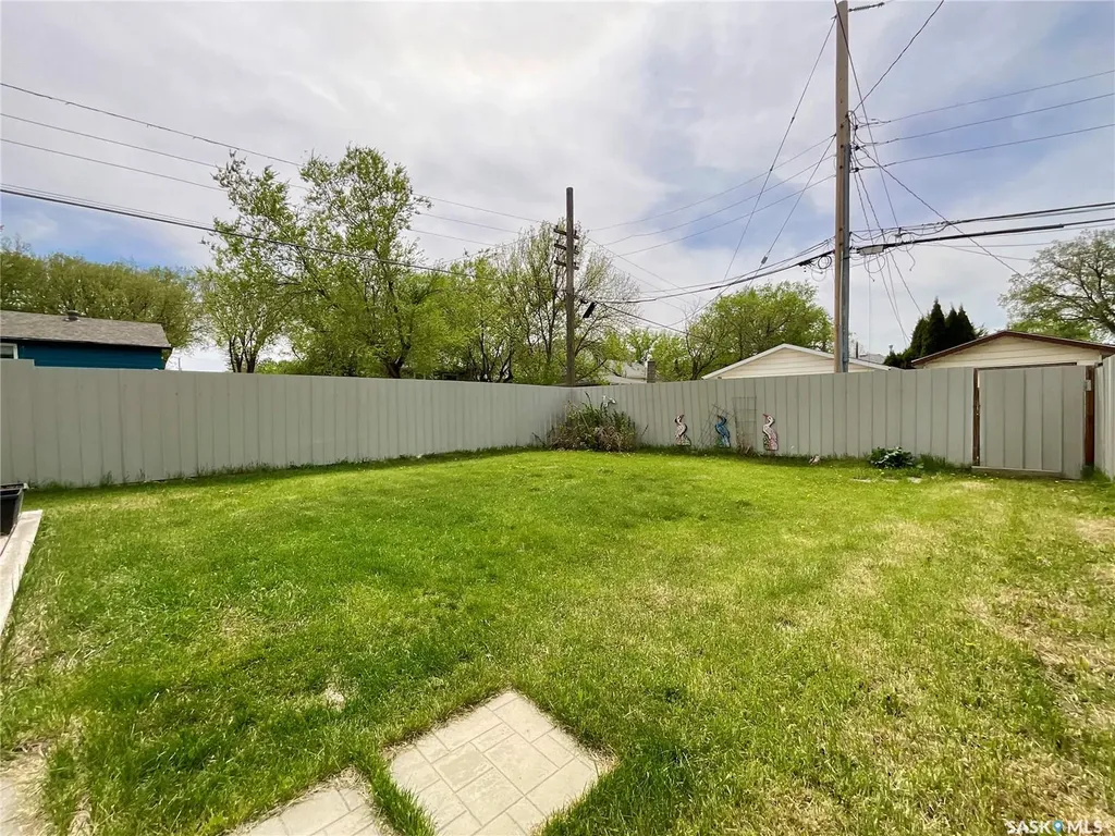 1358 Forget Street Regina SK S4T 4Y1