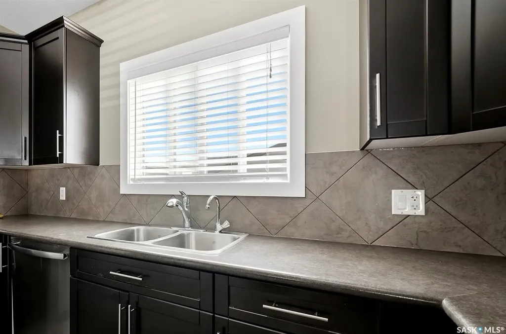 3354 Green Moss Lane Regina SK S4V 1P2
