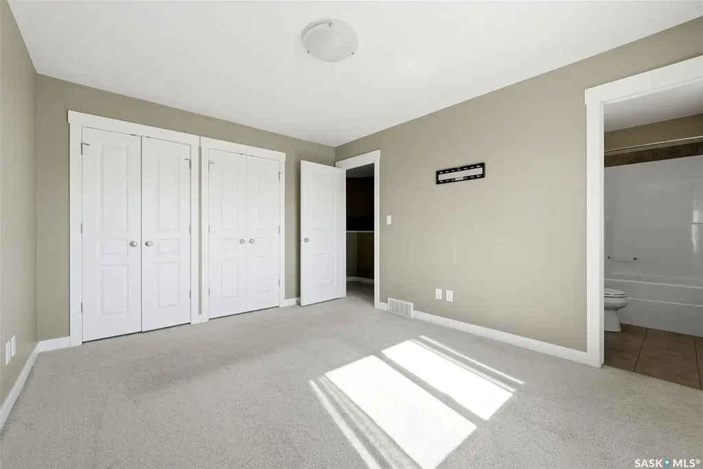 3354 Green Moss Lane Regina SK S4V 1P2