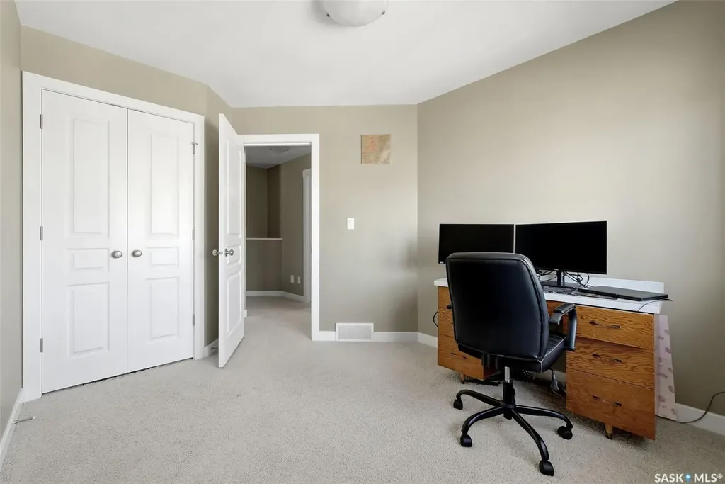 3354 Green Moss Lane Regina SK S4V 1P2