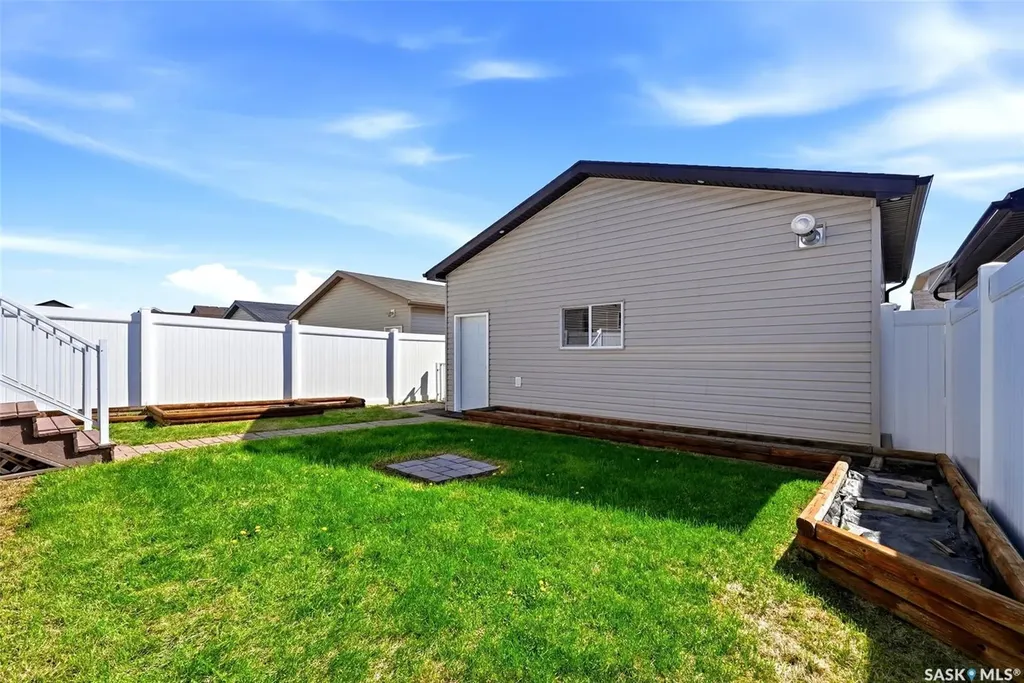 3354 Green Moss Lane Regina SK S4V 1P2