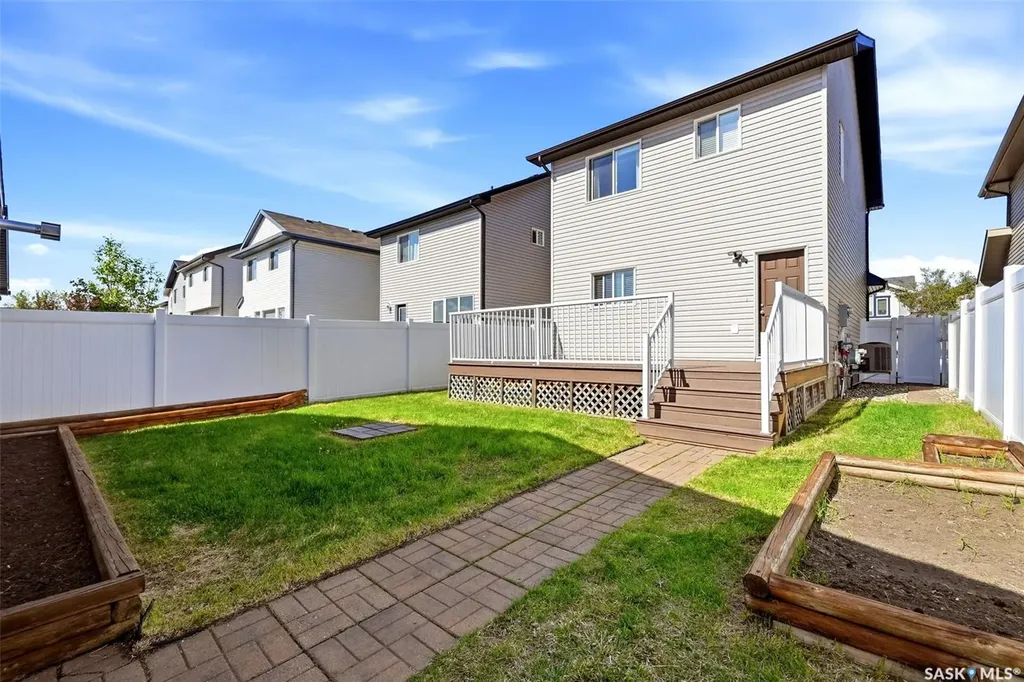 3354 Green Moss Lane Regina SK S4V 1P2