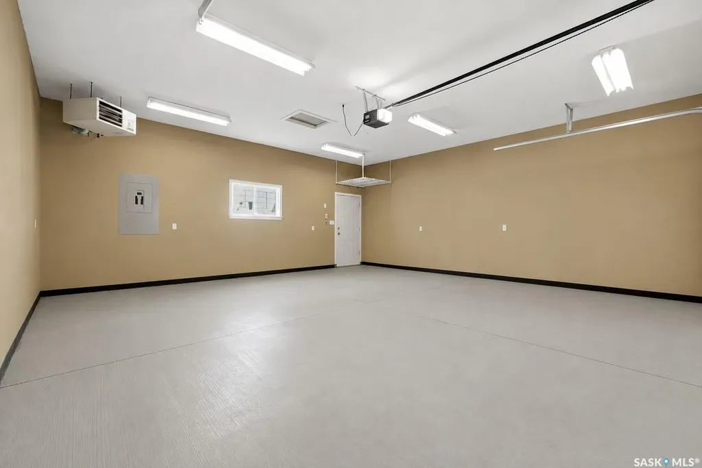 3354 Green Moss Lane Regina SK S4V 1P2