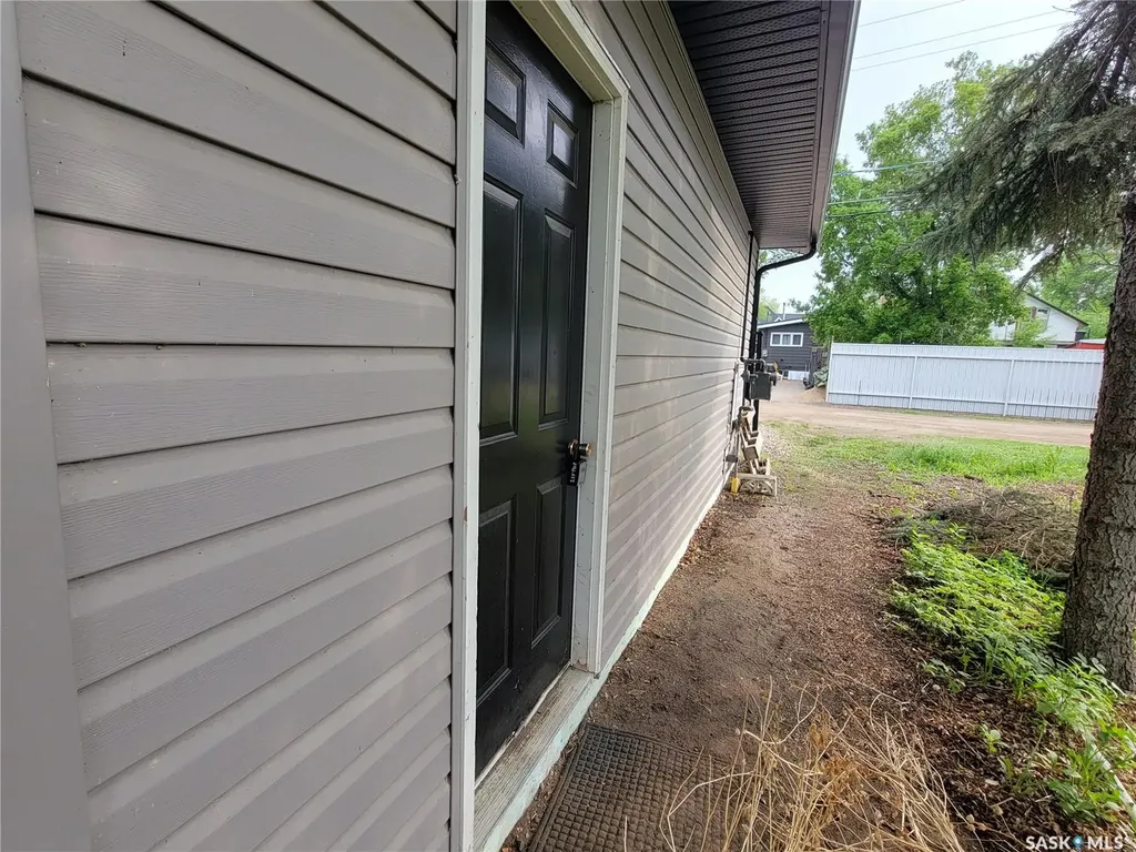 235 2nd Avenue E Unity SK S0K 4L0