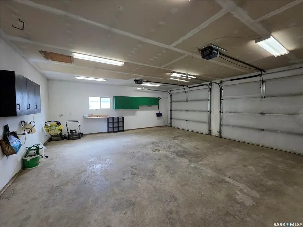 235 2nd Avenue E Unity SK S0K 4L0