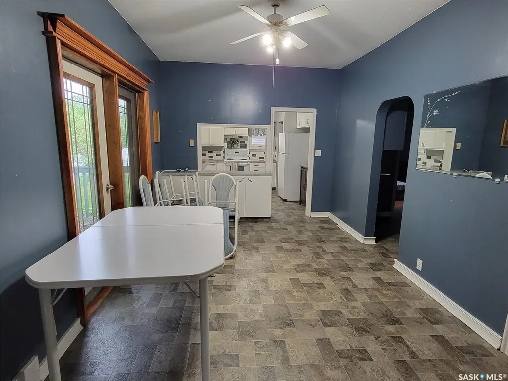 235 2nd Avenue E Unity SK S0K 4L0