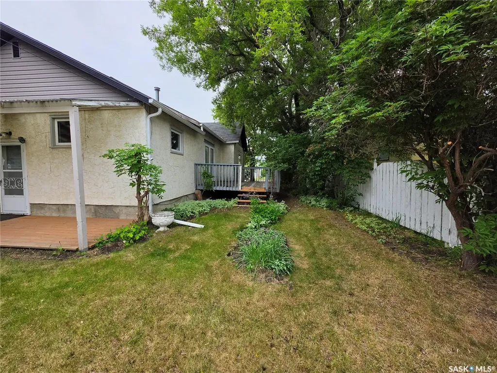 235 2nd Avenue E Unity SK S0K 4L0