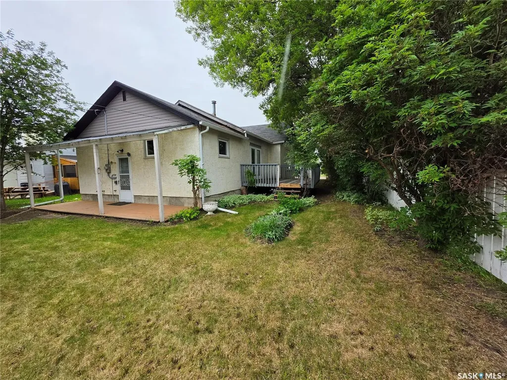 235 2nd Avenue E Unity SK S0K 4L0