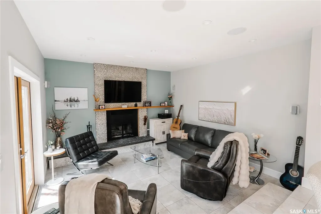 71 Bain Crescent Saskatoon SK S7K 6G3