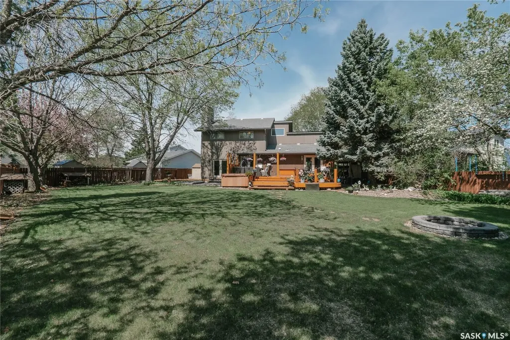 71 Bain Crescent Saskatoon SK S7K 6G3
