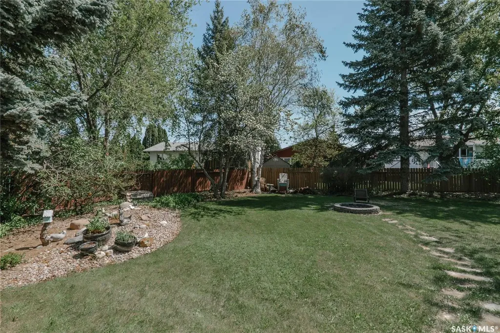 71 Bain Crescent Saskatoon SK S7K 6G3