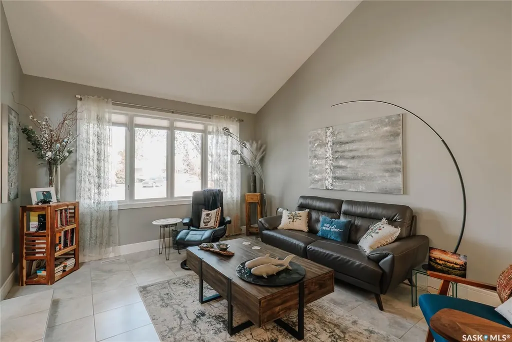 71 Bain Crescent Saskatoon SK S7K 6G3