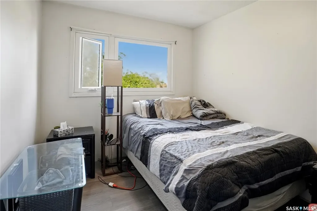 2106 101st Crescent North Battleford SK S9A 1C3