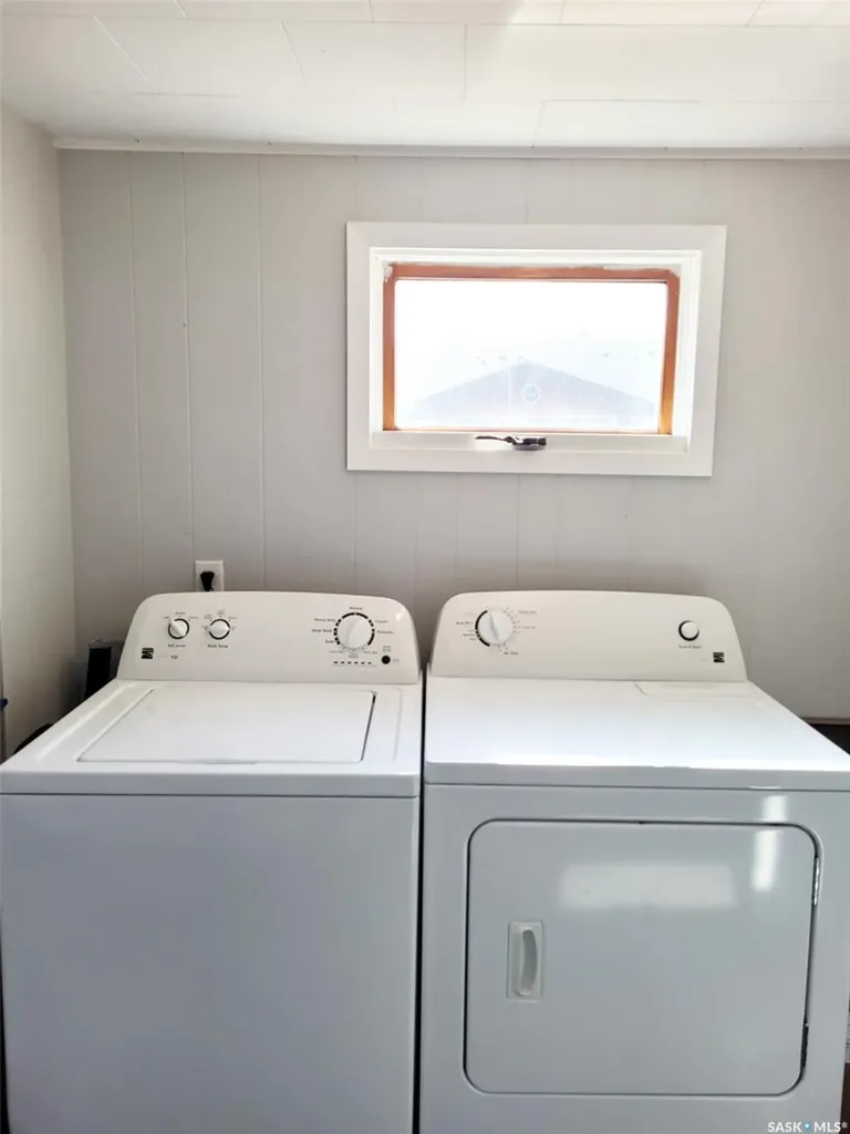 601 3rd Avenue E Meadow Lake SK S9X 1H7