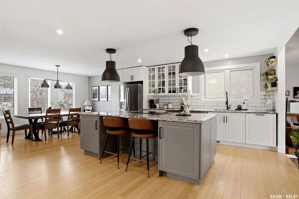 118 Mackenzie Crescent Regina SK S4N 5G5