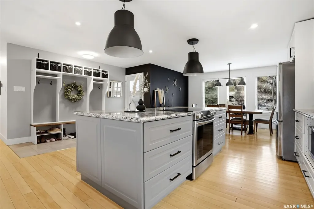 118 Mackenzie Crescent Regina SK S4N 5G5