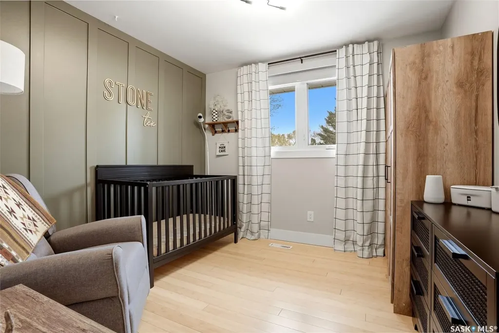 118 Mackenzie Crescent Regina SK S4N 5G5