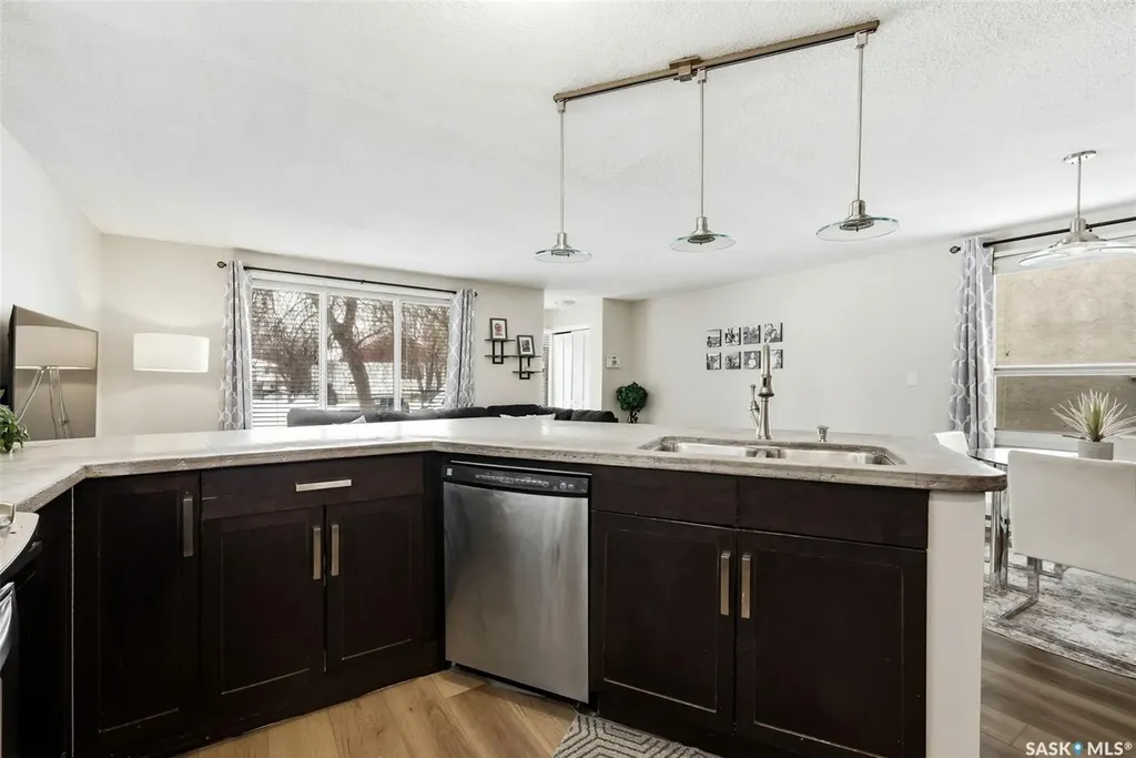 3231 Retallack Street Regina SK S4S 1T7