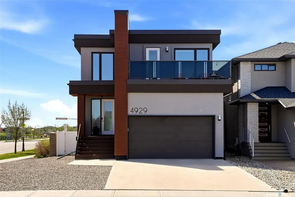 4929 Green Brooks Way E Regina SK S4V 3K5