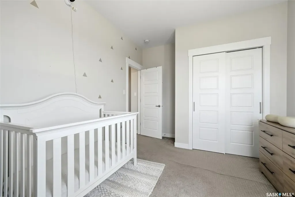 4929 Green Brooks Way E Regina SK S4V 3K5