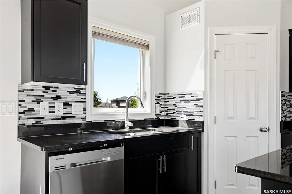 1906 Pohorecky Terrace Saskatoon SK S7W 0J1