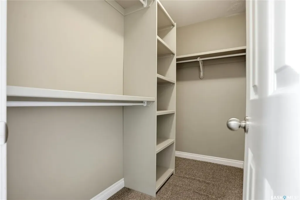 1906 Pohorecky Terrace Saskatoon SK S7W 0J1