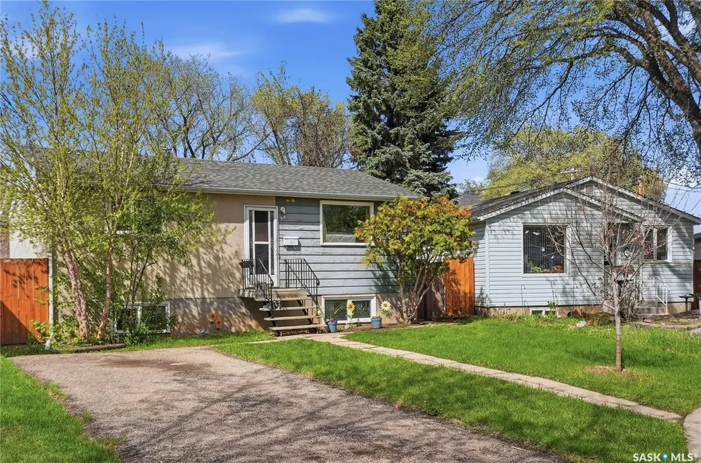 39 Trident Crescent Saskatoon SK S7M 0P7