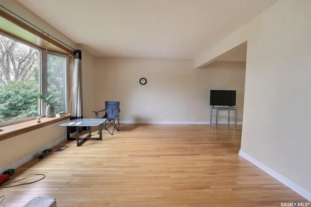 3068 Grant Road Regina SK S4S 5G7
