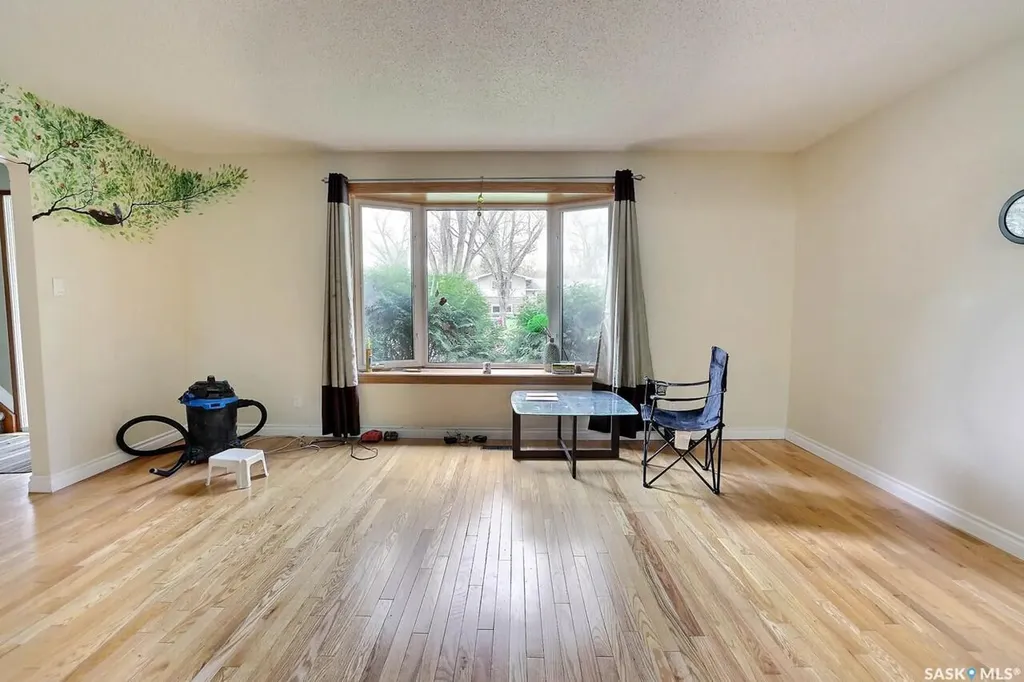 3068 Grant Road Regina SK S4S 5G7