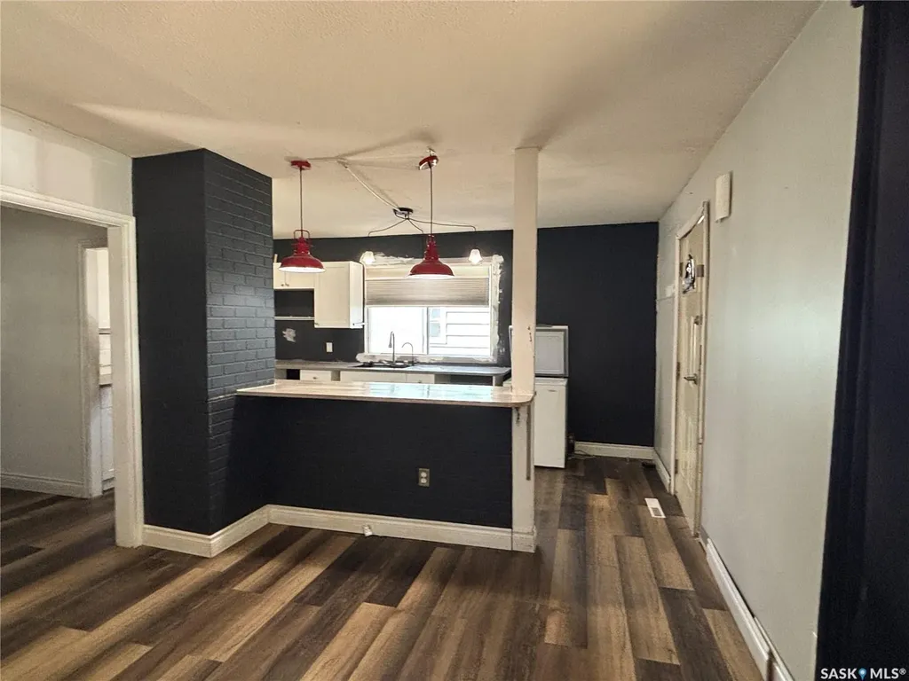 934 Atkinson Street Regina SK S4S 6B4