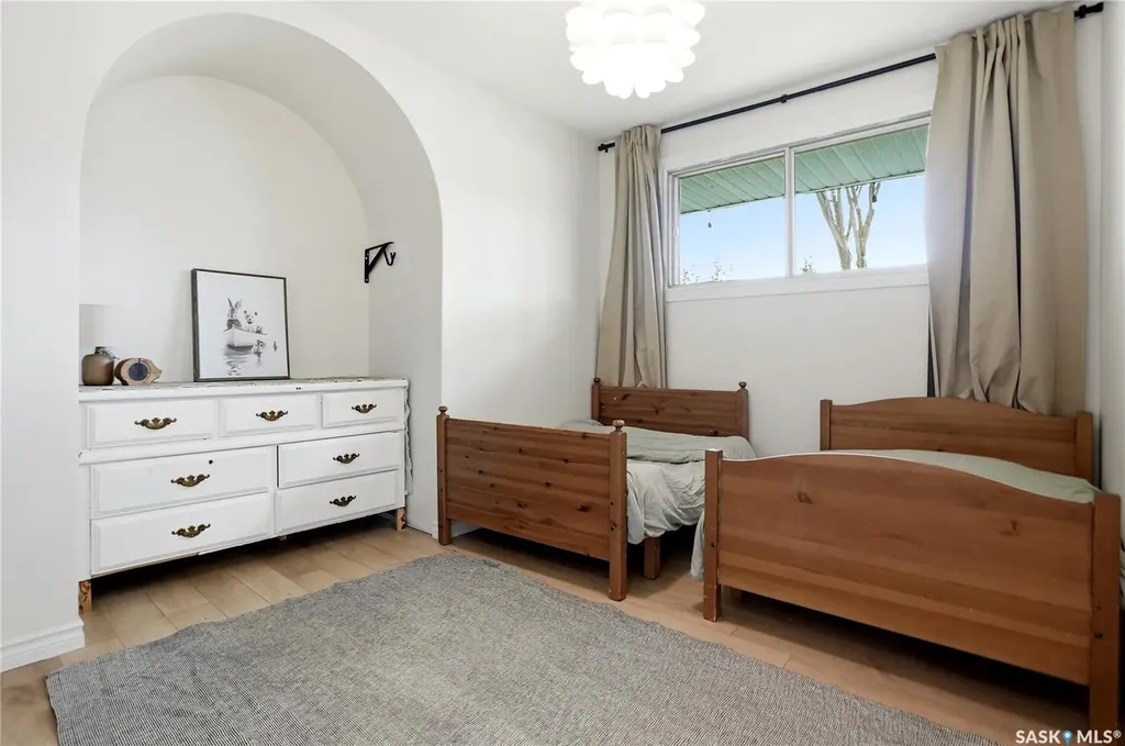 21 Potter Crescent Saskatoon SK S7H 3O2