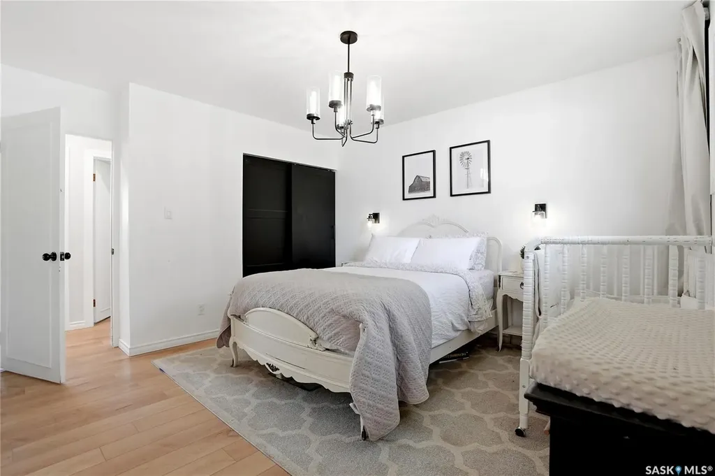 21 Potter Crescent Saskatoon SK S7H 3O2