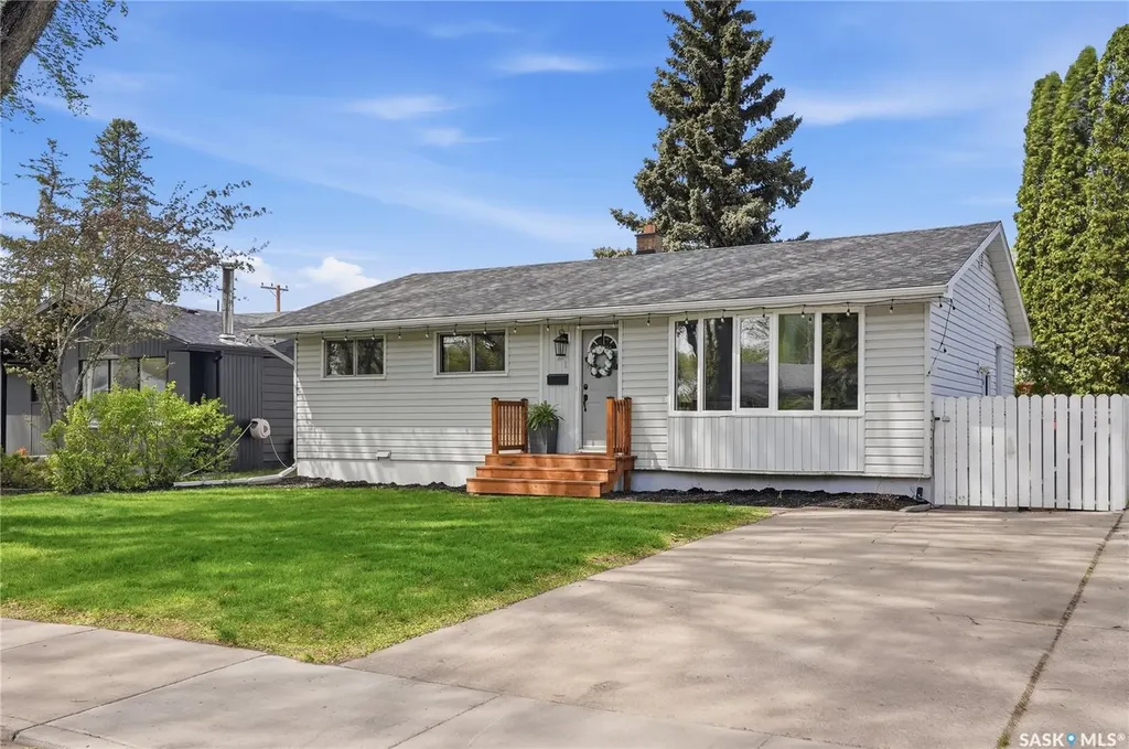 21 Potter Crescent Saskatoon SK S7H 3O2