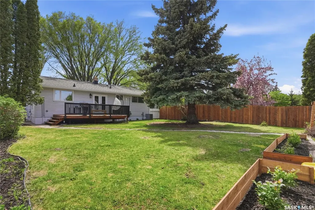 21 Potter Crescent Saskatoon SK S7H 3O2